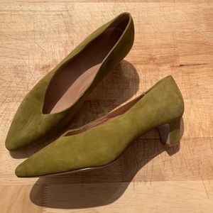 Madewell olive pumps